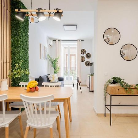 For You Rentals Elegante Y Bonito Apartamento Temporal En El Corazon De Madrid Inf1C Exterior photo